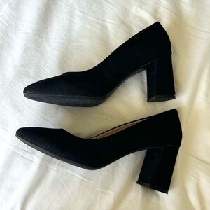 Kelly & Katie black suede liya block heel pump